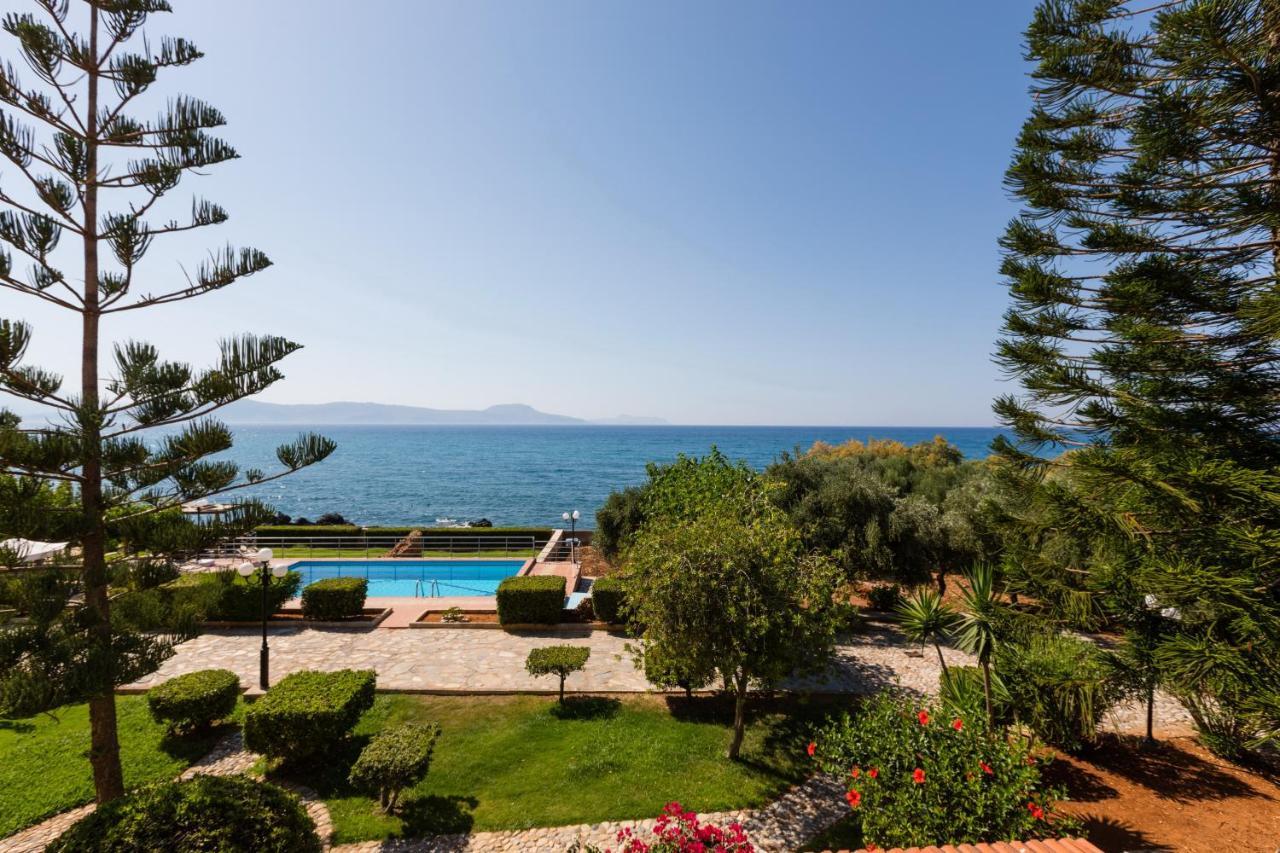 Beachfront Family Villa Katerina With Private Pool, Playground, Bbq & Amazing Sea Views! Petres  Exterior foto
