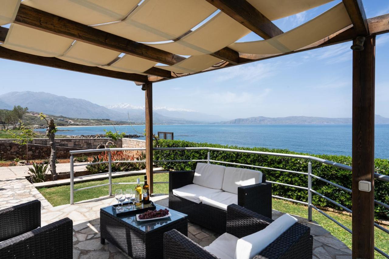 Beachfront Family Villa Katerina With Private Pool, Playground, Bbq & Amazing Sea Views! Petres  Exterior foto